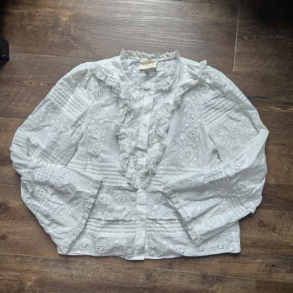 Elegant White Lace Blouse US 6 FR 38 - Picture 4 of 7